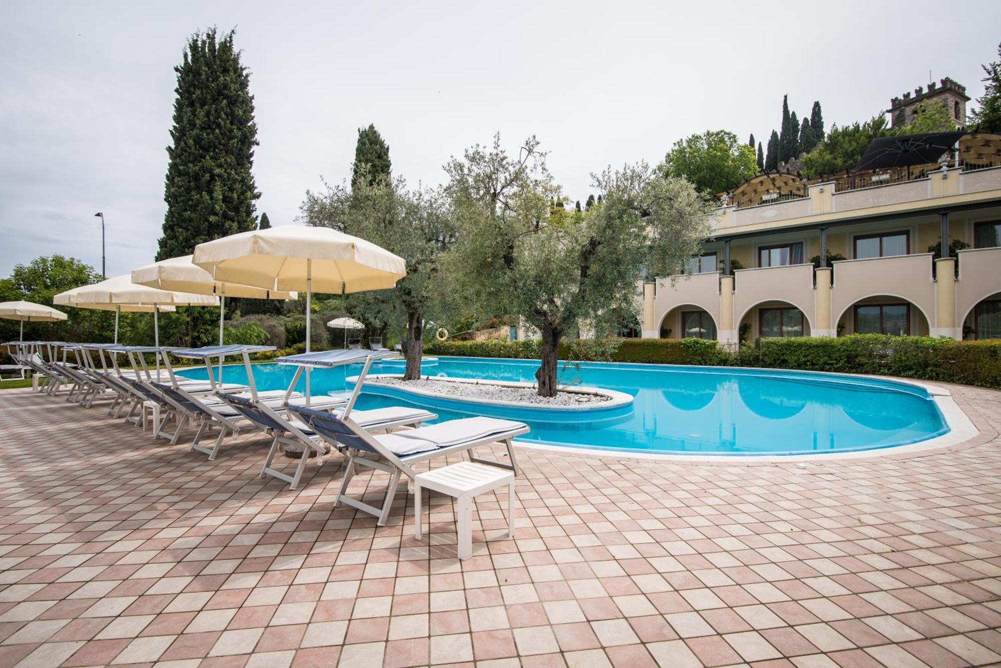Hotel Porta Del Sole Soiano Del Lago Exteriör bild