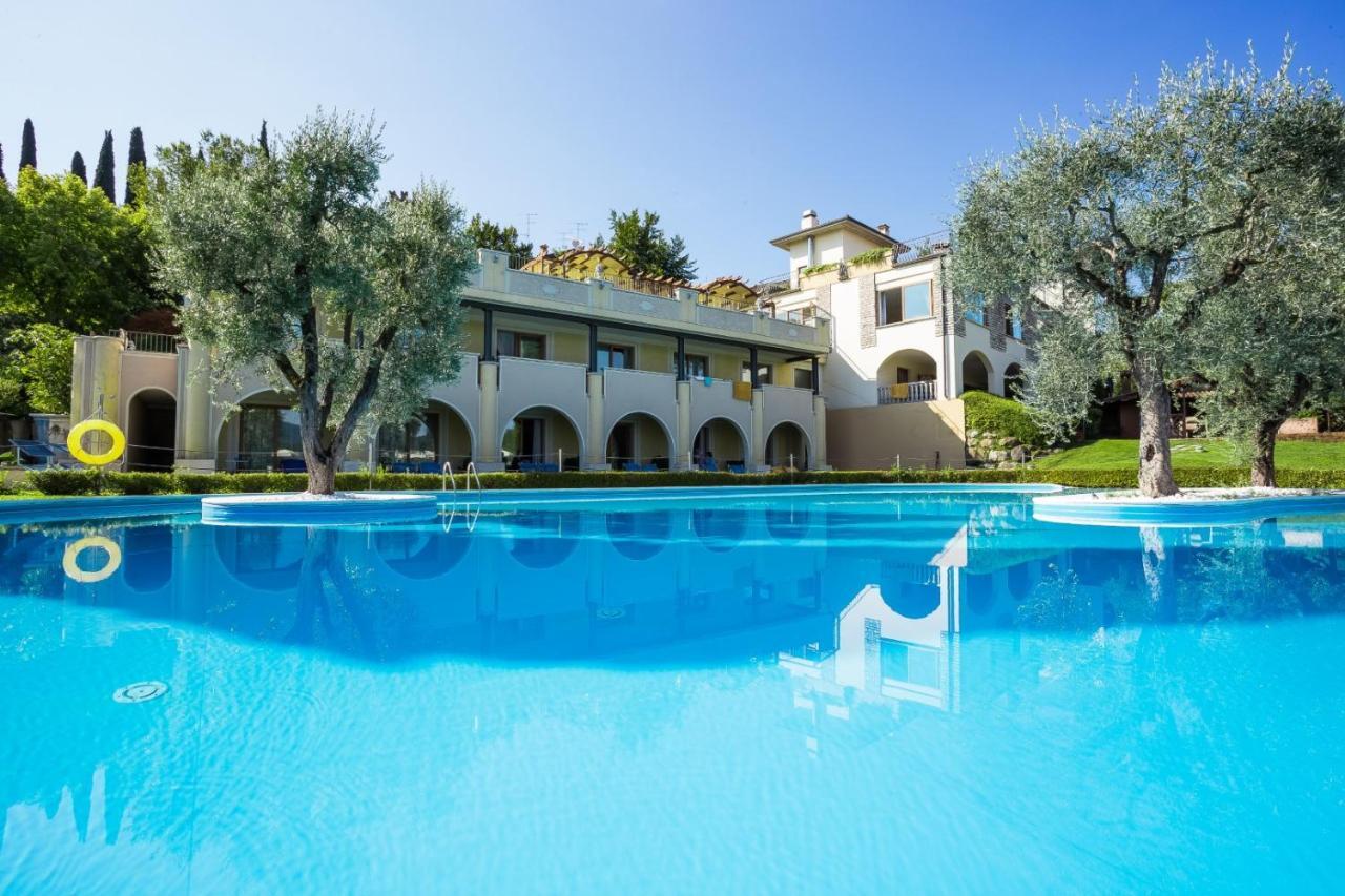 Hotel Porta Del Sole Soiano Del Lago Exteriör bild